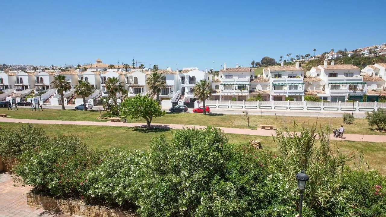 Marina Del Castillo 124 Манилва